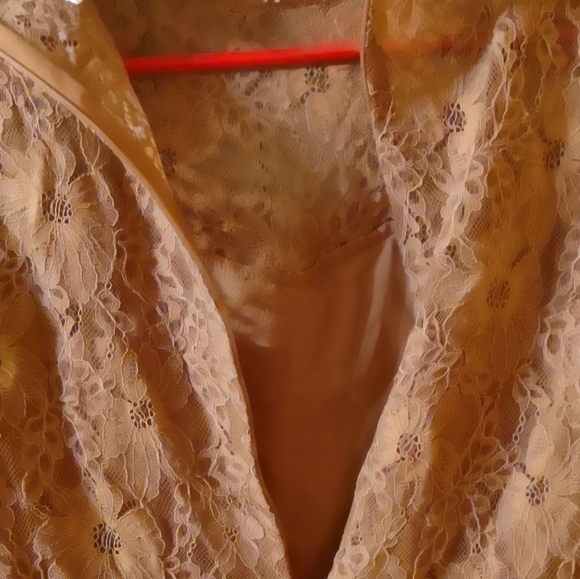 A. Calin By Flying Tomato Size Medium Lace Woman's Long Sleeve - Picture 7 of 7